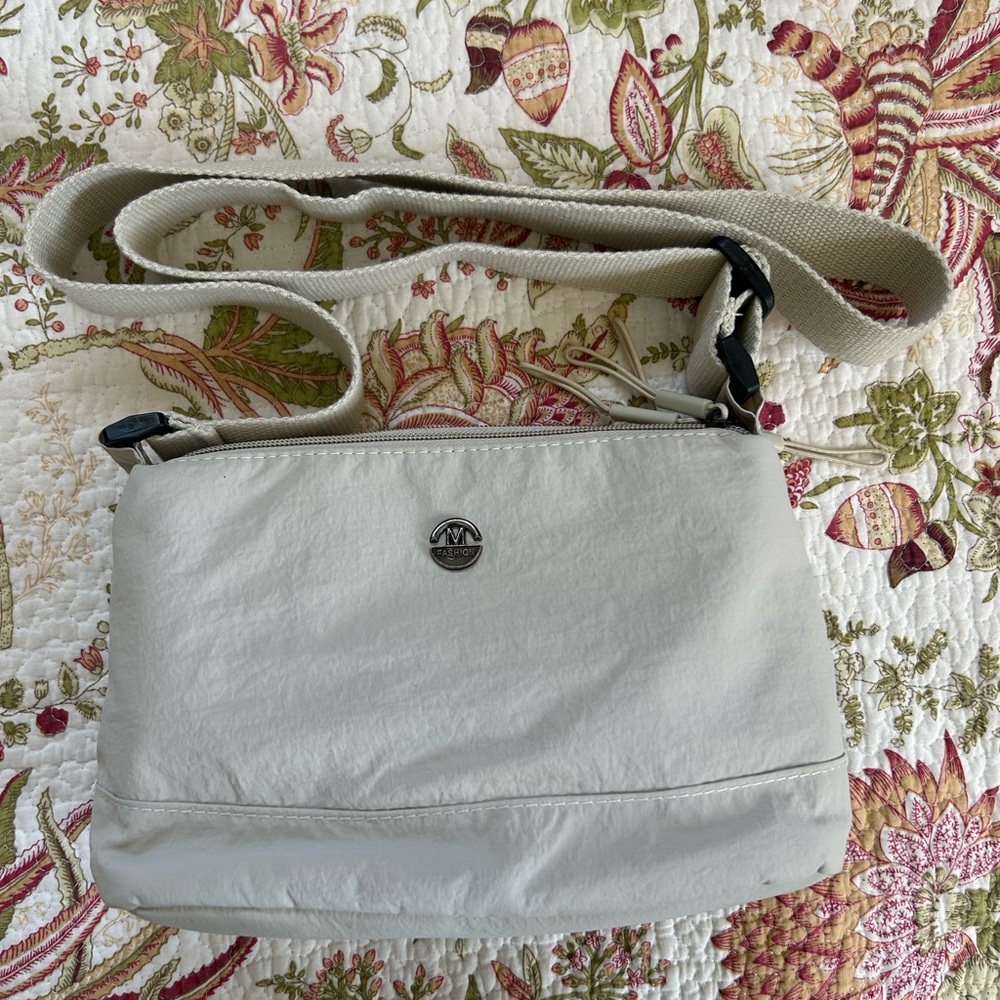 Cream Minimalist Crossbody Bag with Adjustable Strap